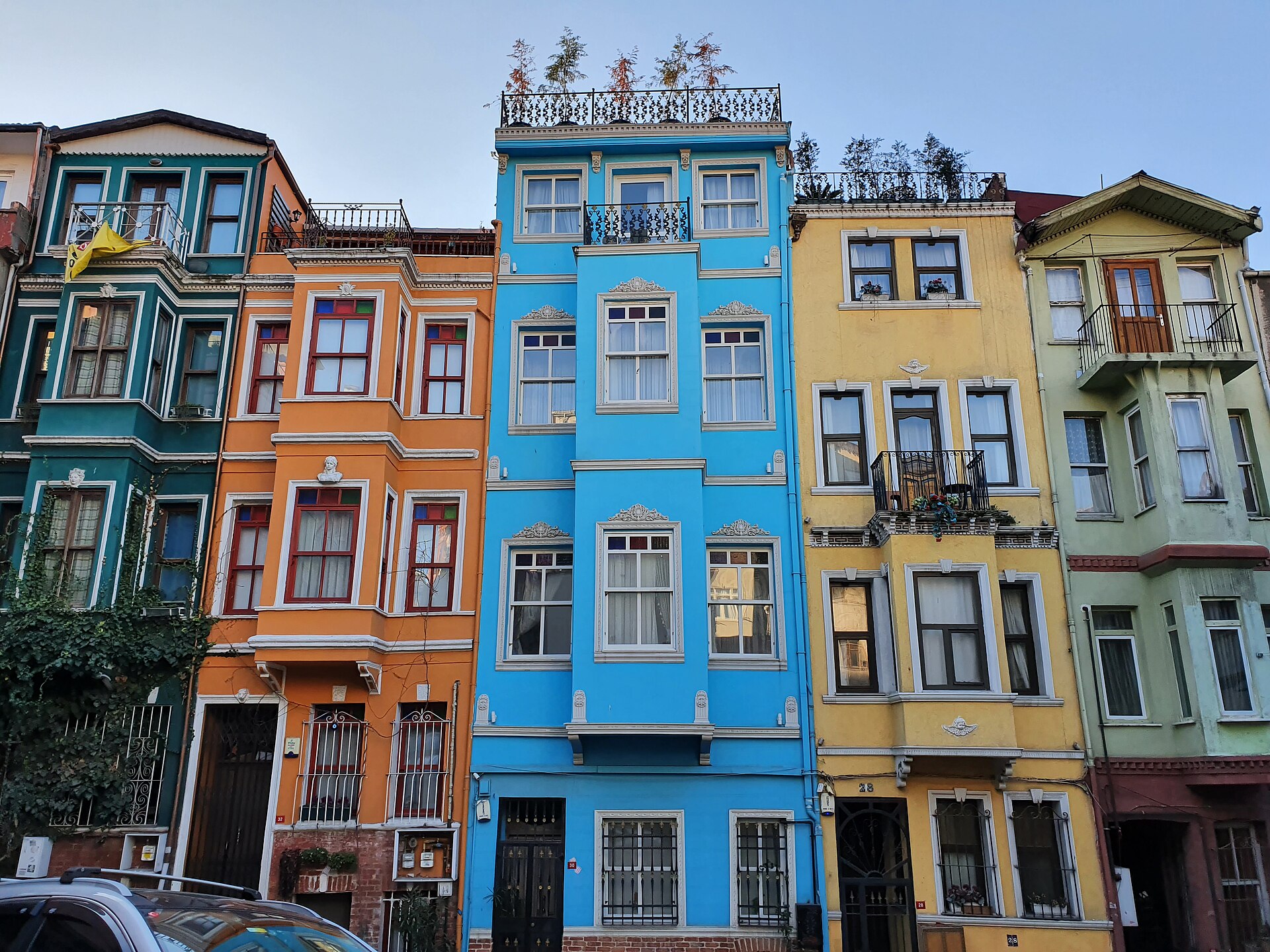 Balat & Fener Yürüyüşü — Yarım Gün — İstanbul — Balat